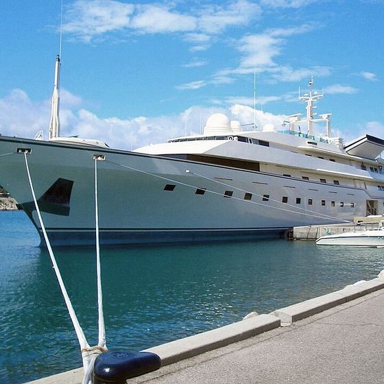 Oasis 40M yacht