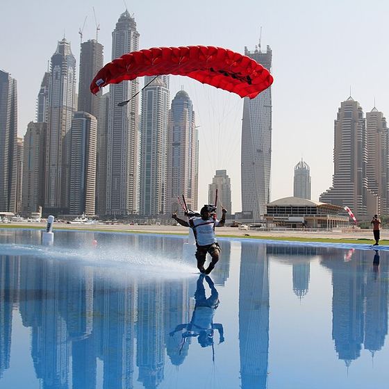 Tandem jump over the Palm
